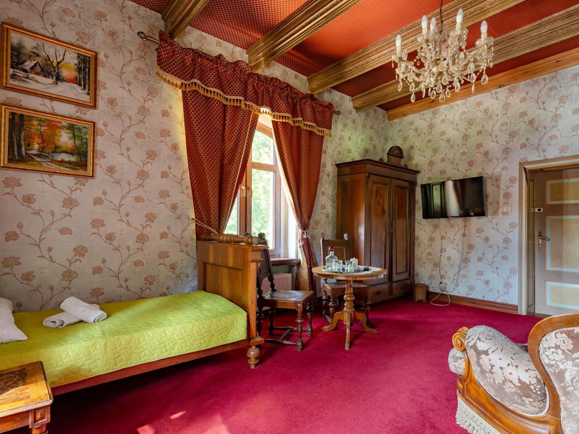 Appartement Dwor Mysinek à Grabowiec  Chambre photo